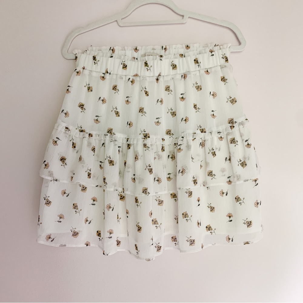 LOFT White Floral Flounce Skirt